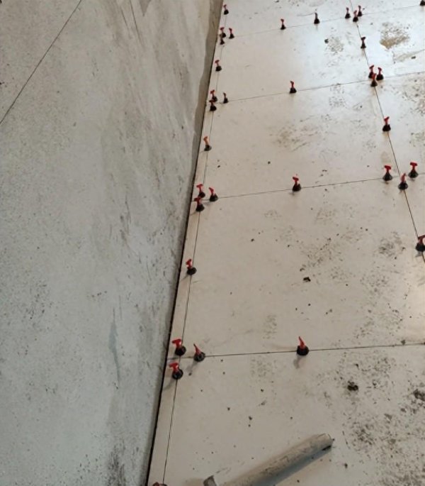 TopBull 贴砖之前一定要提的7个要求！等出了问题再去返工，可就来不及了