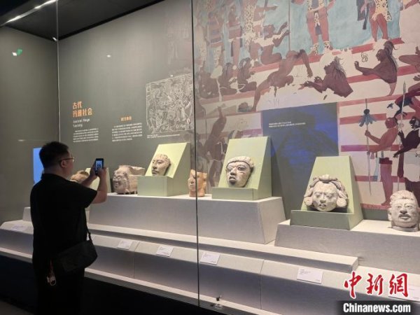 九五配资 逾200件墨西哥玛雅文物在豫展出 九成系中国首展