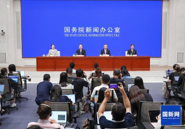 乐发 工信部: 我国新能源汽车销售占比从2020年5.4%提升到2024年40.9%